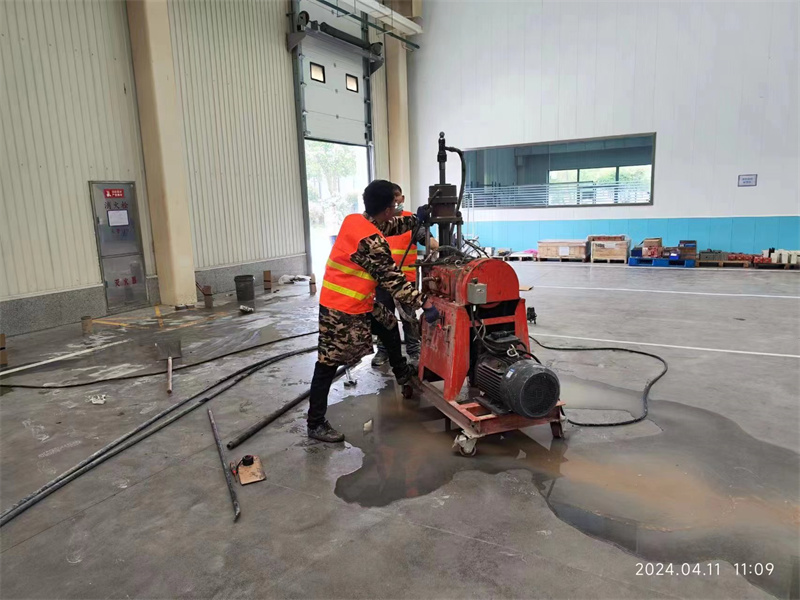 红塔厂房地面下沉塌陷注浆加固施工